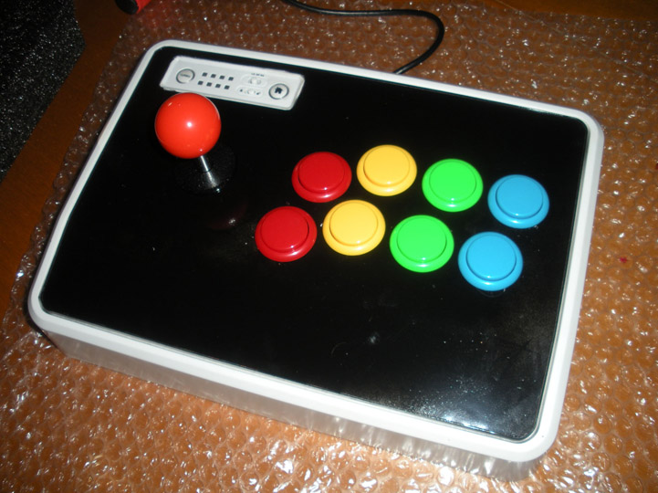 Come costruirsi da soli un joystick arcade